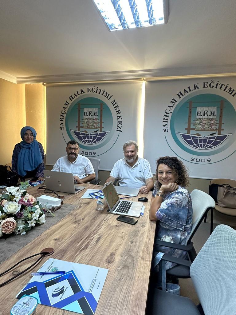 Avrupa Birliği Projesiyle Yaşlılara Yönelik İngilizce Eğitimi Yaygınlaşıyor!